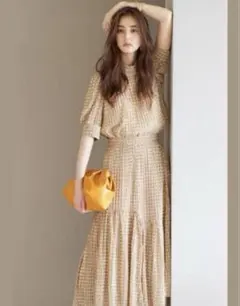 スナイデル　ベージュ セットアップ　アシンメトリー