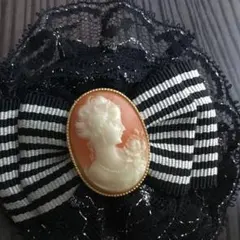 ヴィンテージ風カメオブローチ 黒レース