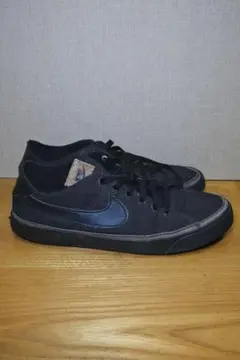 Nike コートレガシー　キャンバス　ブラック スニーカー　ナイキ