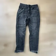 GU ハイウエスト デニムパンツ ブラック Sサイズ　低身長のサムネイル