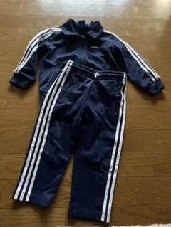 adidas 90センチ　キッズ　セットアップ　ジャージ