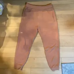 Reebok ジョガーパンツ ピンク