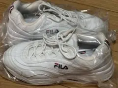 Fila スニーカー