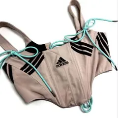 Item thumbnail for item 220af36a-15ec-440b-ac9e-bf658cfccb7d