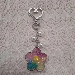 レジン　レインボーフラワーチャーム