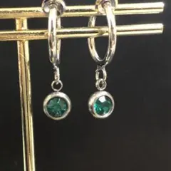 エメラルド   シルバーフープイヤリング