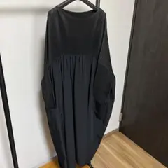 美品★スペッチオSPECCHIOブラックワンピースのサムネイル