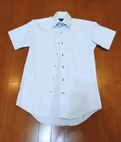 MICHEL KLEIN スリムな半袖シャツ ライトブルー ストライプ
