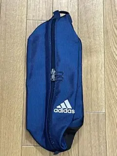 adidas シューズケース　上履き入れ