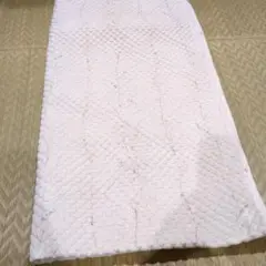 クリーム色　お花の模様 敷きパッド　100✖205