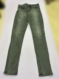 UNIQLO ウルトラストレッチジーンズ