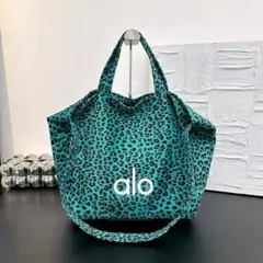 新品 alo yoga レオパード柄 トートバッグ エコバッグ - メルカリ