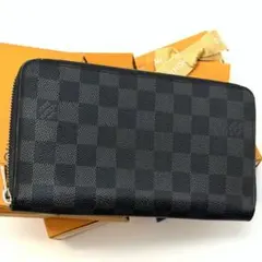 美品 ルイヴィトン ダミエ グラフィット ジッピーオーガナイザー 黒 財布のサムネイル