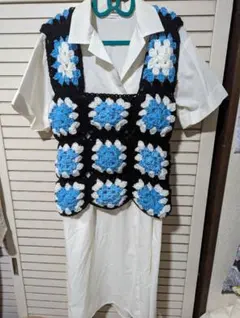 グラニースクエアモチーフのベスト