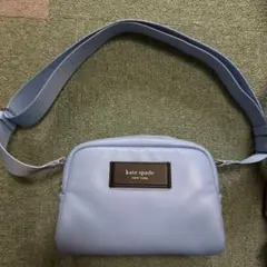 新品ケイトスペード パフスモールクロスボディ アストラルブルー