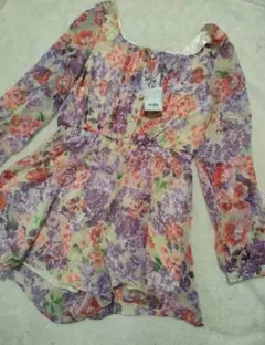 新品タグ付き　INGNI　シフォン　花柄　ワンピース　ロンパース　長袖　薄手