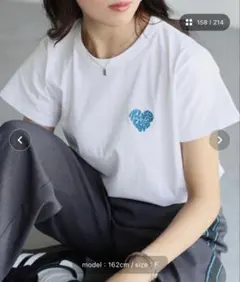 ハートロゴラメ刺繍コンパクトTシャツのサムネイル