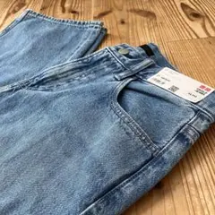 新品未使用　ユニクロワイドストレートジーンズ　27