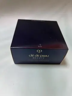 専用出品clé de peau BEAUTE プレスドパウダー Clé de Peau Beauté Refining Pressed Powder LX – Masters