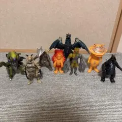 ③ 特撮 怪獣 ソフビ 大量まとめ レトロ フィギュア まとめ売り - メルカリ