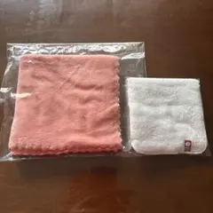 新品未使用品、ピンクタオルとホワイトタオルセット