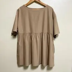 ワークマン　トップス　ペプラム　M
