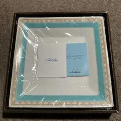 Noritake 青と白の四角形皿のサムネイル
