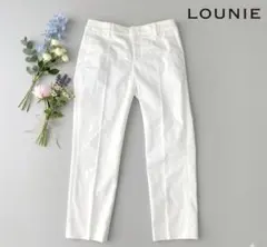 格安！LOUNIE ルーニー　ホワイト ストレートパンツのサムネイル