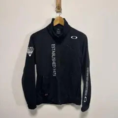 Oakley ゴルフウェア