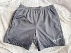 Nike DRI-FIT 半ズボン XS