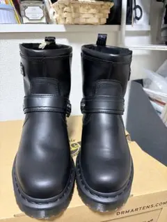 極美品】Dr. Martens ANISTONE HRNS エンジニアブーツ - メルカリ