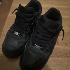 NIKE AIR FORCE 1 ブラック スニーカー