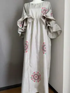 ★着物リメイク★　白大島紬　フリル袖のゆったりワンピ　9マルキ　正倉院花文