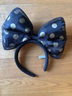 ミニーマウス カチューシャ 黒と金の水玉