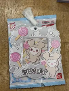 TWICE LOVELYS DAVELY カードキーホルダー