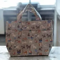 犬柄ポケットいっぱいのトートバッグ