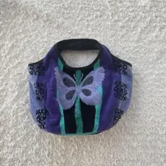 Item thumbnail for item b8175645-64ff-4ea3-a6fb-21ee25ad5370