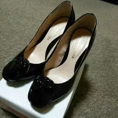 ⭐エナメルパンプス⭐
