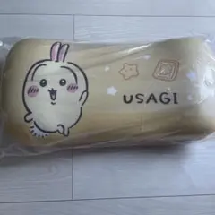 【新品未使用】アベイル　ちいかわ　腰当てクッション（うさぎ）のサムネイル