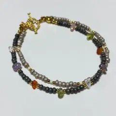 103.多彩なさざれ石ビーズの二重巻きブレスレット