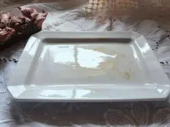 アンティーク　フランス　ビレロイ&ボッホ　白い陶磁器の長方形プレート