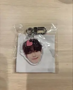 TREASURE ジェヒョク 顔アクキー 喜