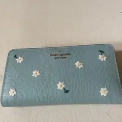 ケイトスペード　財布　美品　花柄　刺繍