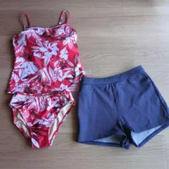 タンキニ　ハイビスカス柄　赤　花柄　水着　ラッシュガード　キャミソール