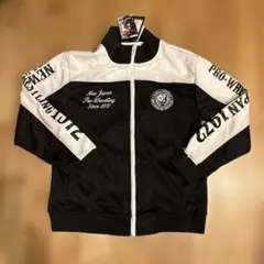 新日本プロレス　蝶野選手サイン入りトレーニングジャンパー 蝶野さんの前でSTF🔥 . 普段やらないのに、盛り上げるねー