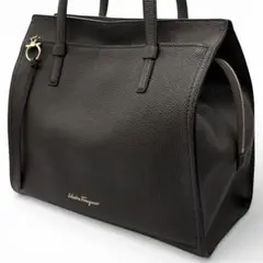 【新品未使用】正規店購入 フェラガモ エイミー トートバッグ 大容量 ガンチーニ