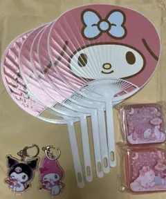 最終お値下げ　新品　マイメロ　クロミ　アクリルキーホルダー　うちわ　小物ケース