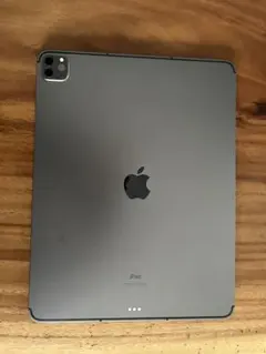 iPad Pro 12.9 第五世代　(Magic Keyboard付き)