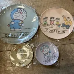 新品非売品　ドラえもん皿4枚セット