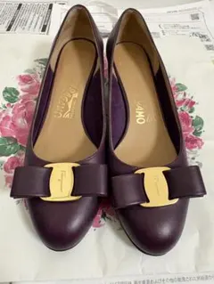 Salvatore Ferragamo ヴァラ パンプス 4.5C バーガンディ